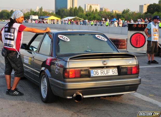 1 Ağustos Ankara Drag Boos Burak Gökbulut