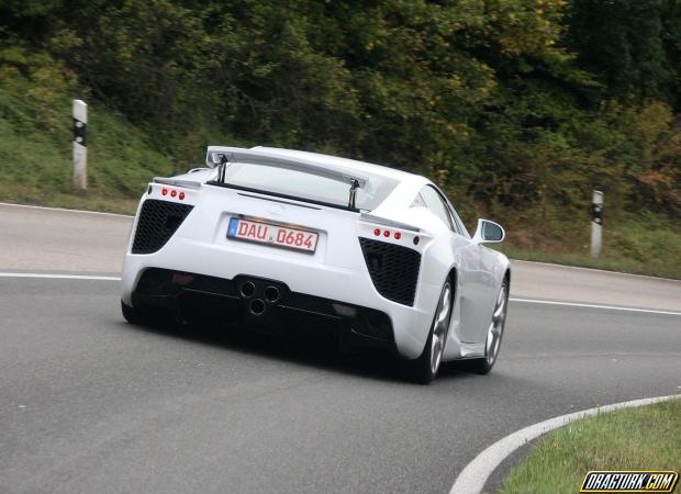 Lexus LFA